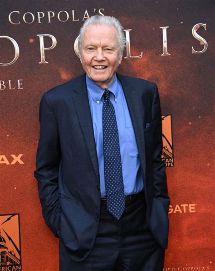 How Much Is Jon Voight? – Celebrity