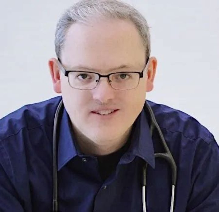 Dr. Hugo Jauregui, MD – North Dartmouth, MA