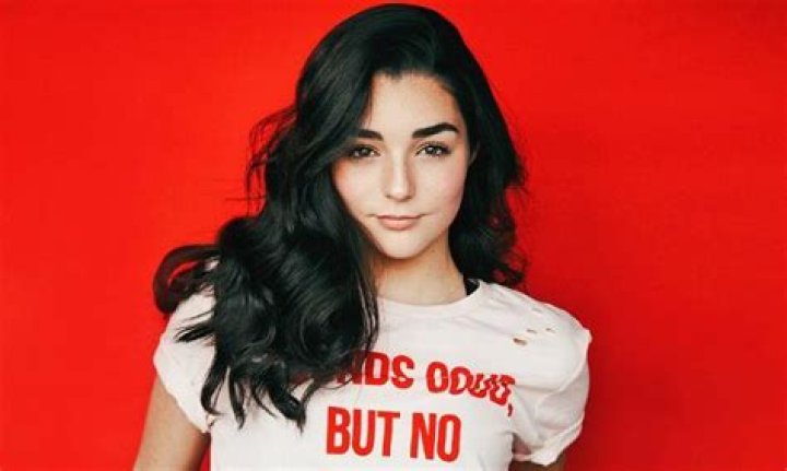 Indiana Massara Height, Bio, Wiki, Age, Boyfriend, Net Worth, Facts