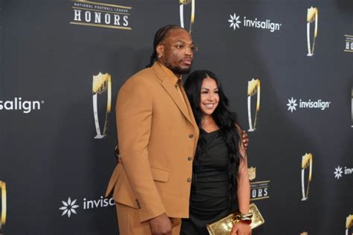 Is Derrick Henry Married To Adrianna Rivas? Meet His Wife & Baby Mama On Instagram