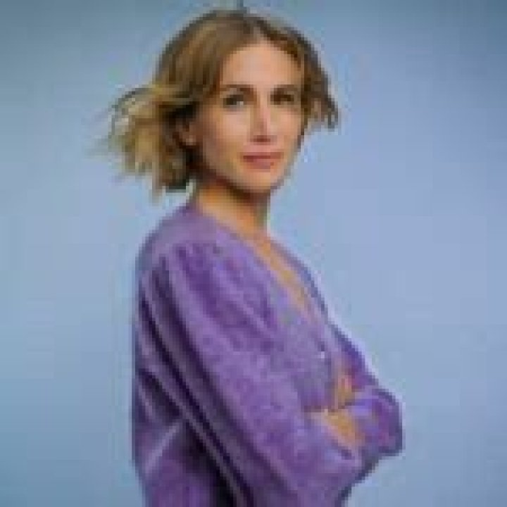 Is Jen Landon Homosexual? Relationship & Net Worth Explore