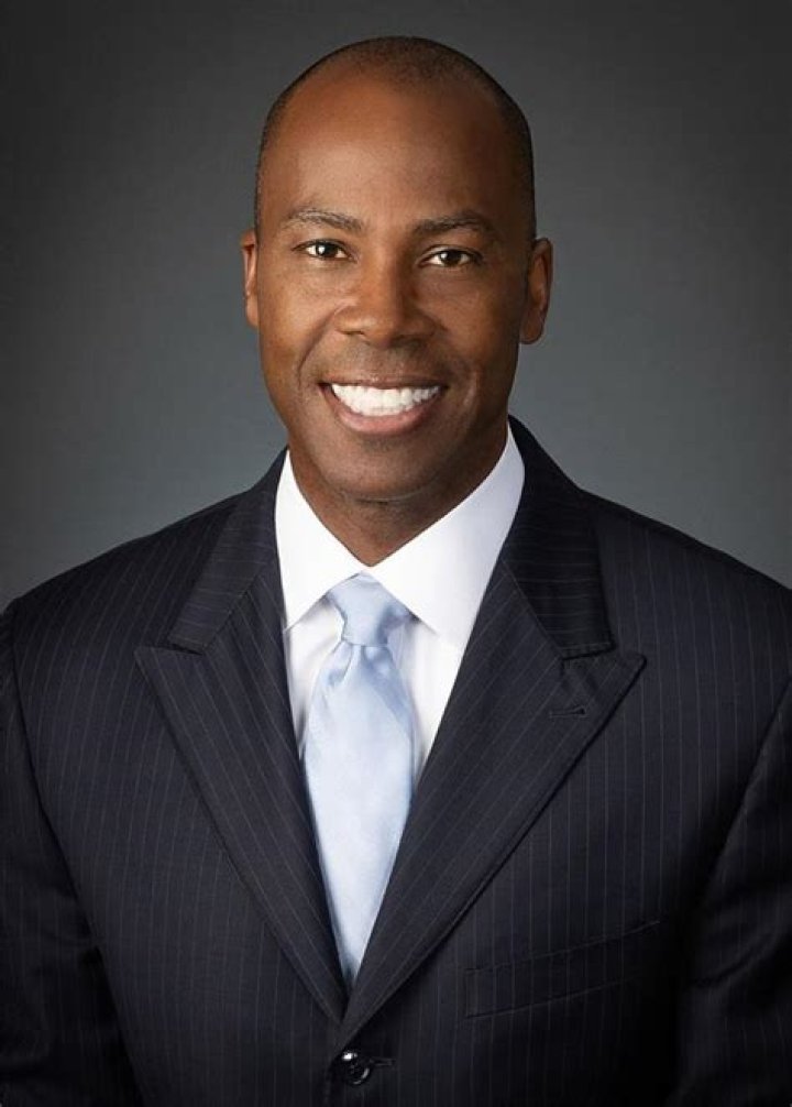 J.D. McKissic Age, Family, Net Worth, 40 Time, Contract, Height, Draft, College, Real Name