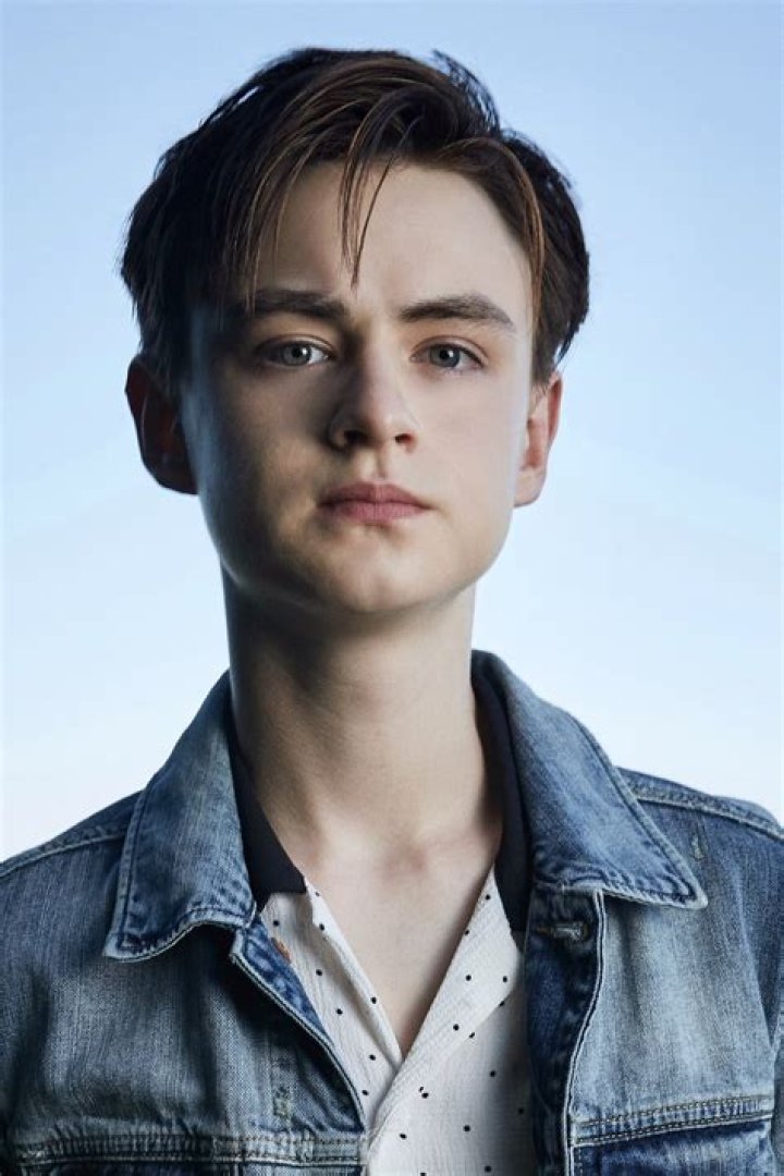 Jaeden Martell Girlfriend, Net Worth, Age, Height, Parents & Wiki
