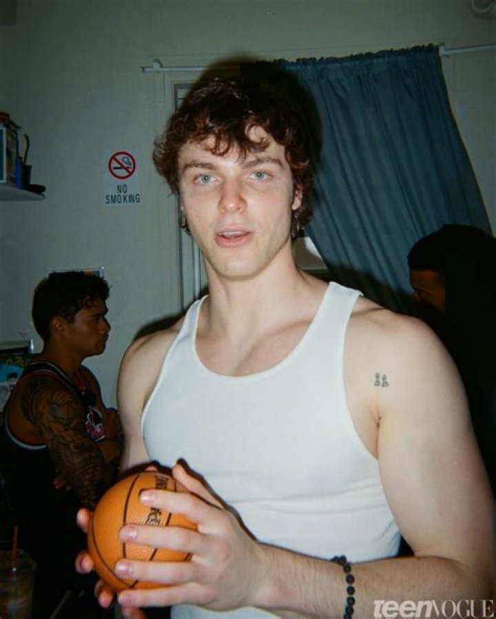 Actor Jason Schmidt Wiki, Girlfriend, Age, Height & Net Worth