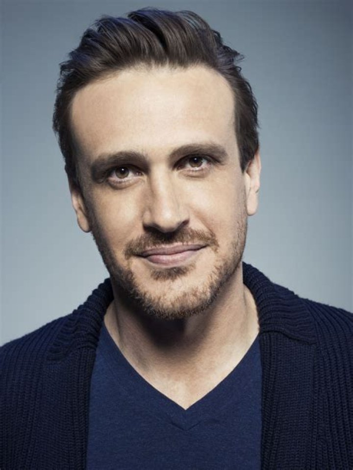 Jason Segel Biography - Facts, Childhood, Family Life & Achievements