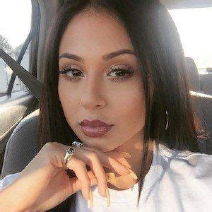 Jenny Ruiz – Bio, Facts, Family Life, Career