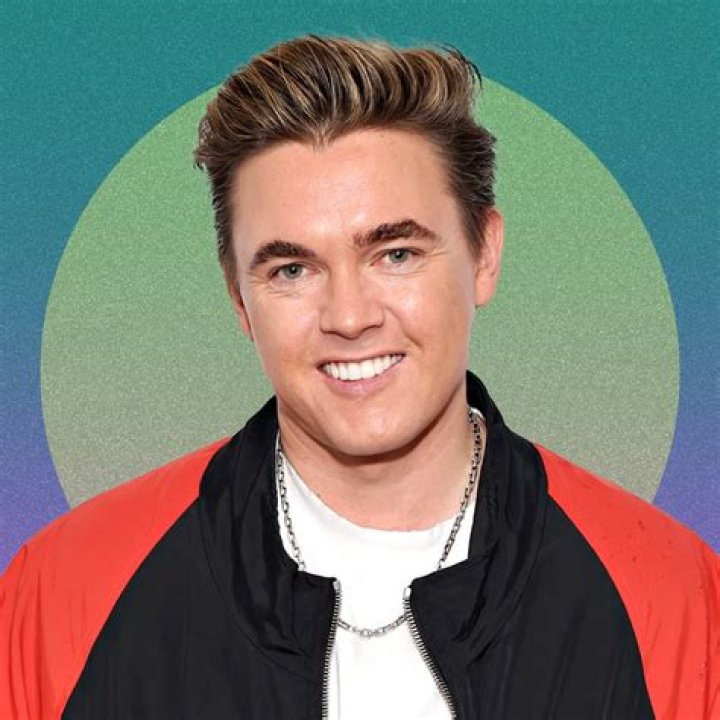 Jesse McCartney Biography - Childhood, Life Achievements & Timeline