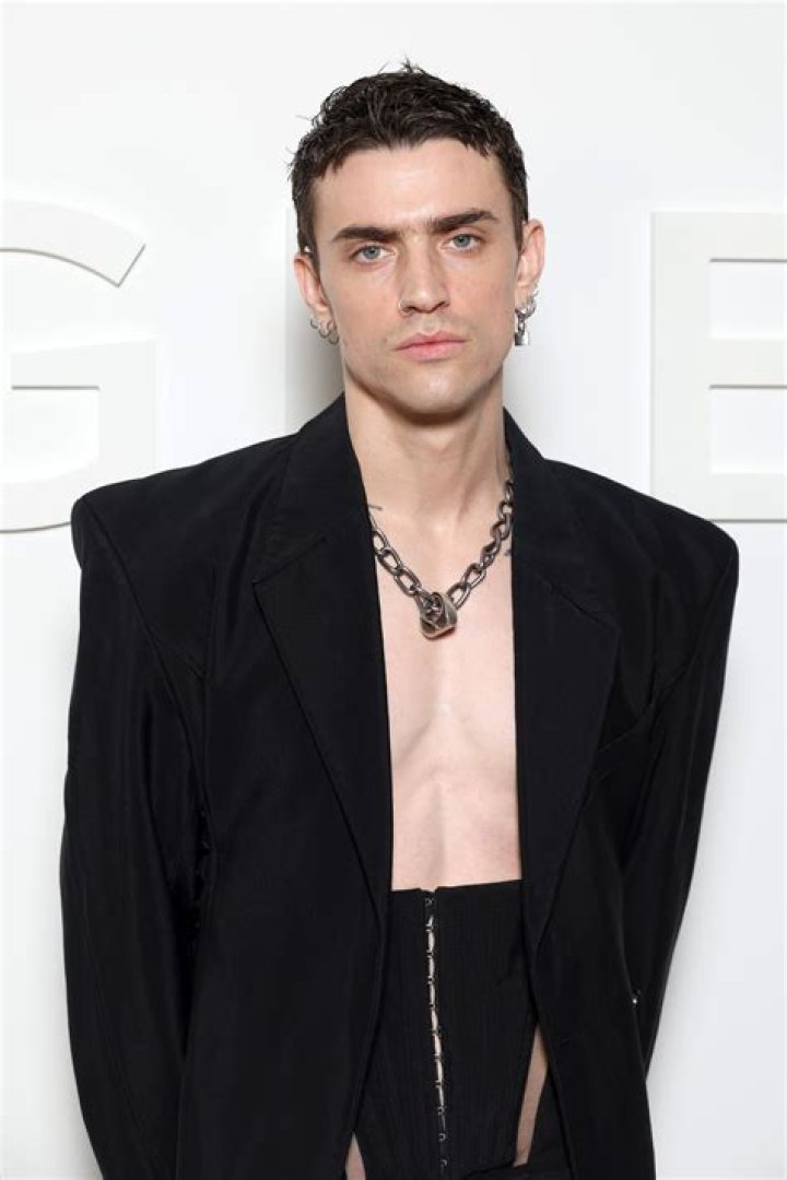 FKA Twigs Boyfriend Jordan Hemingway Wiki, Age, Girlfriend, Parents & Net Worth