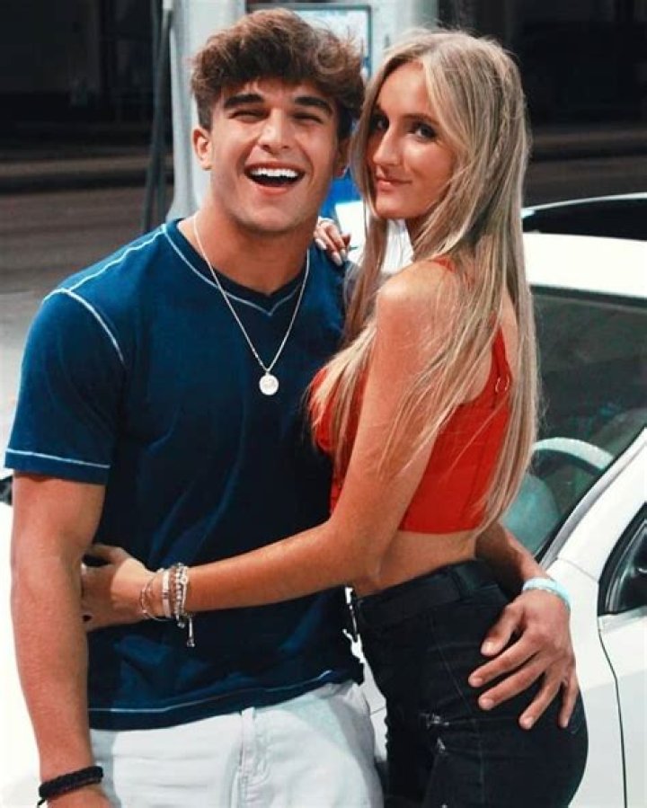 Kaelyn Pannier - Bio, Facts, Family Life of YouTuber