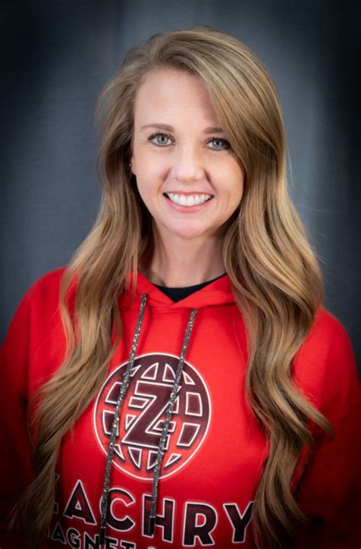 Katy Zachry Husband, Married, Net Worth, CBS, Age, Height, Kids, Bio