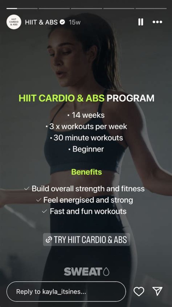 Kayla Itsines in Two-Piece Workout Gear Shares "Arm Burning" Workout