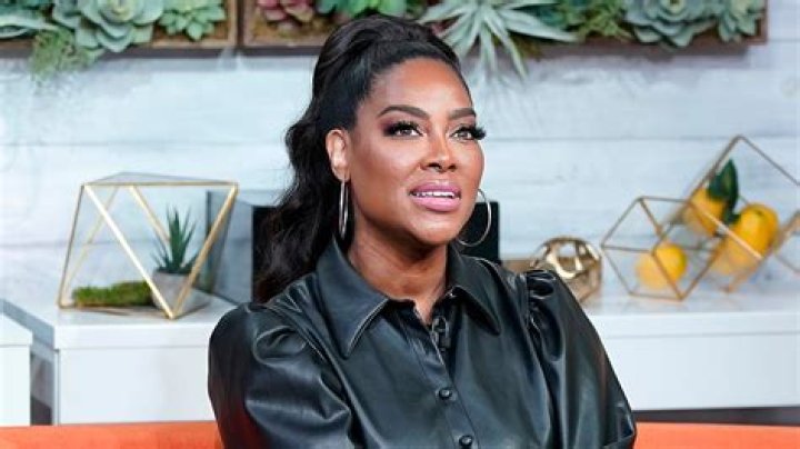 Kenya Moore Praises One Of Her Decade-Long BFFs On Social Media