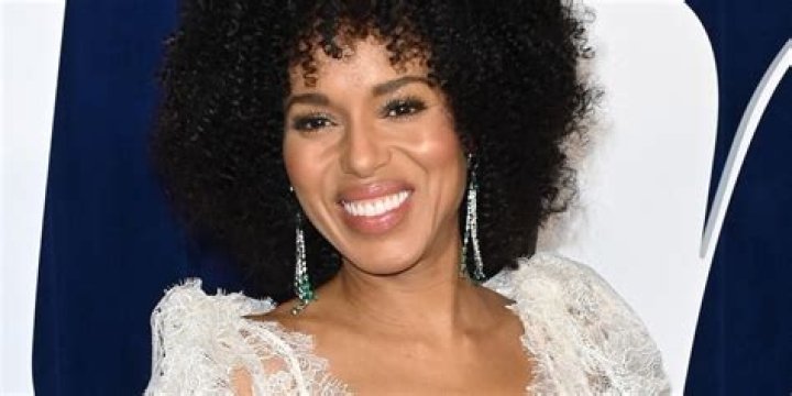 Kerry Washington in Two-Piece Workout Gear Turns "Pilates Moves into Hip-Hop Grooves" — Celebwell