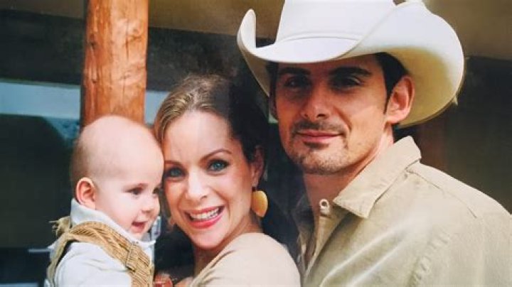 Brad Paisley wife's age, height, kids, political affiliation, net worth and more