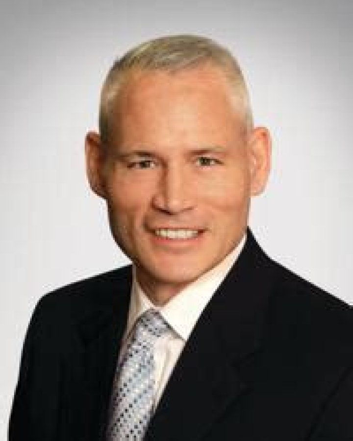 Dr. Laun Hallstrom, MD – Du Bois, PA