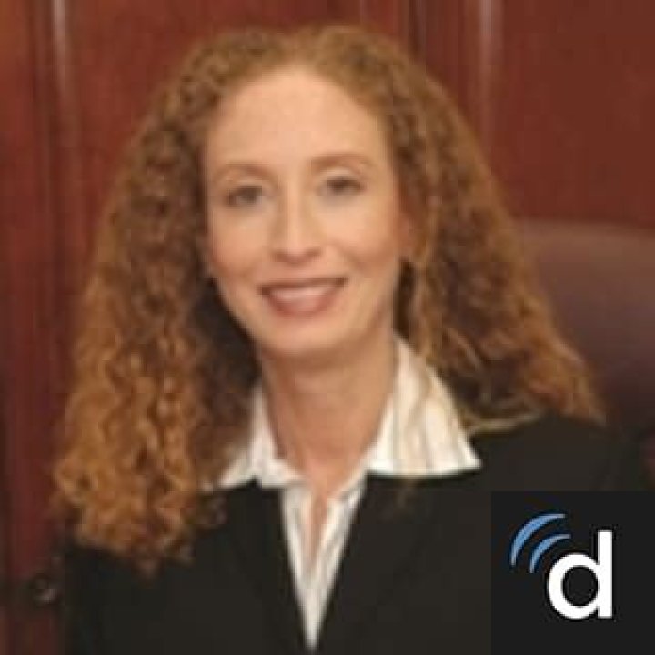 Dr. Leonor Santos, MD – Clermont, FL