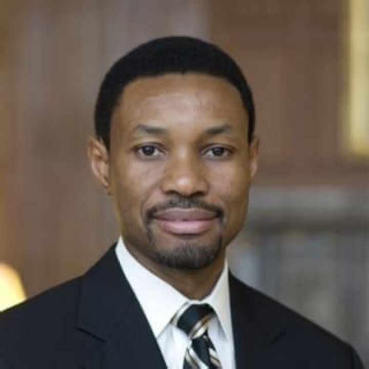 Dr. Lewis Roberts, MD – Riverhead, NY