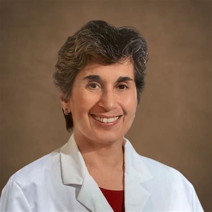 Dr. Lydia Banuelos, MD – Long Beach, CA