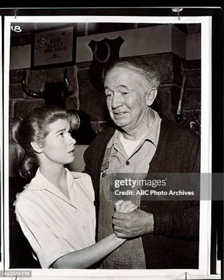 Lydia Reed Bio, Wiki, Age, Height, Husband, Kids, Alive, Movies, Tv Shows, Mccoys and Net Worth