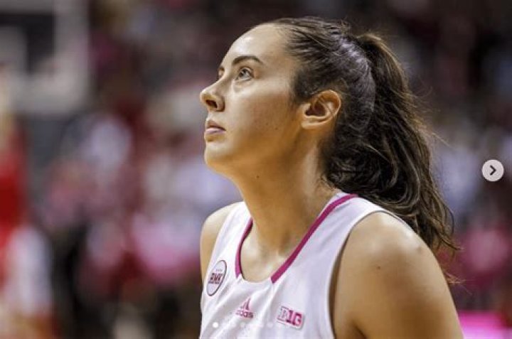 Mackenzie Holmes in Two-Piece Workout Gear Says "We're In"