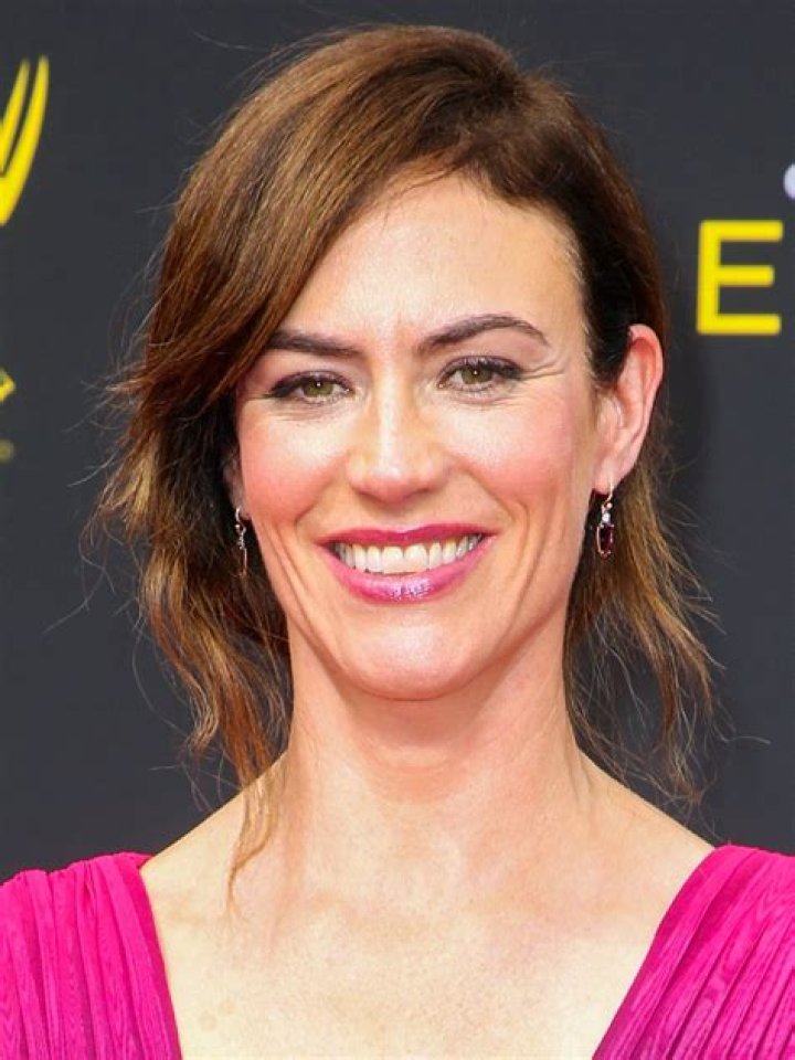 Maggie Siff Biography - Facts, Childhood, Family Life & Achievements