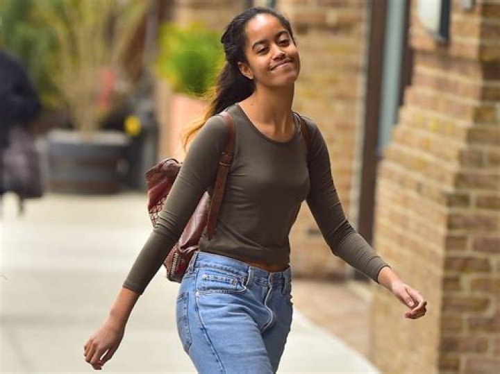 Malia Obama - Bio, Facts, Family Life