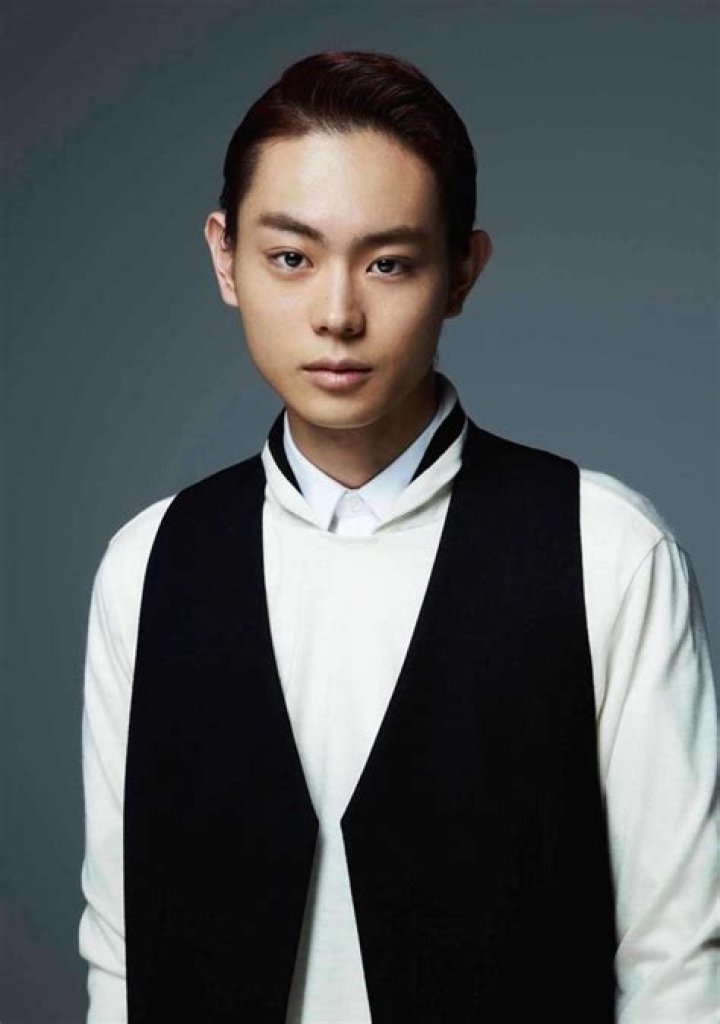 Masaki Suda Biography - Facts, Childhood, Family Life & Achievements of Japanese Actor