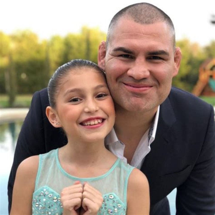 Michelle Velasquez: Who Is Cain Velasquez’s Wife?