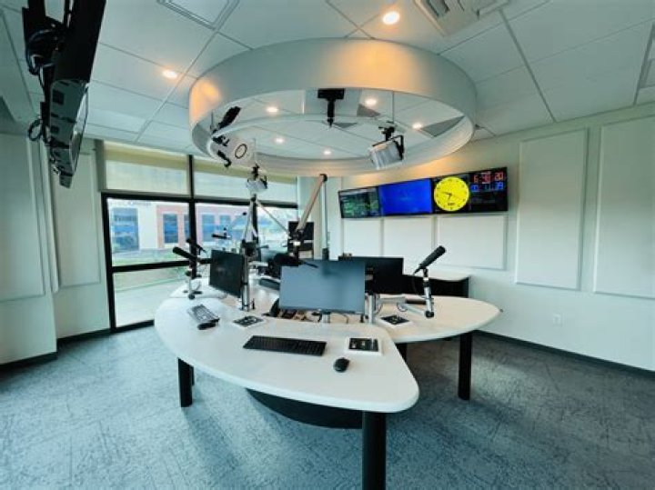 Mike Danvers Died After Florida Fall, Hubbard Radio Host