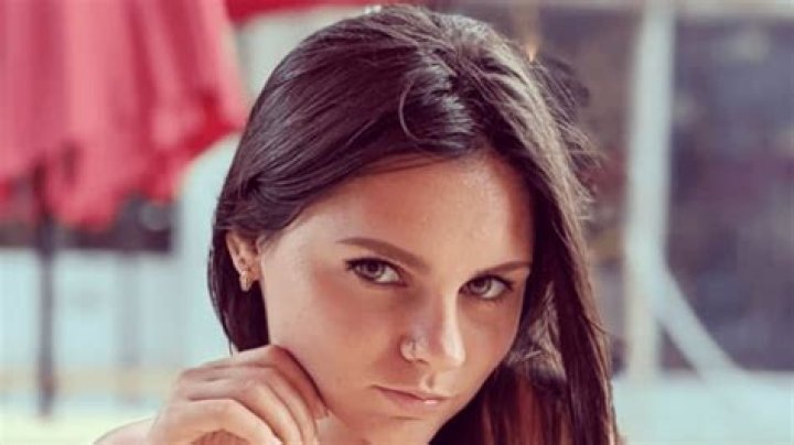 90 Day Fiancé Star Julia Trubkina in Bathing Suit is in Dubai — Celebwell