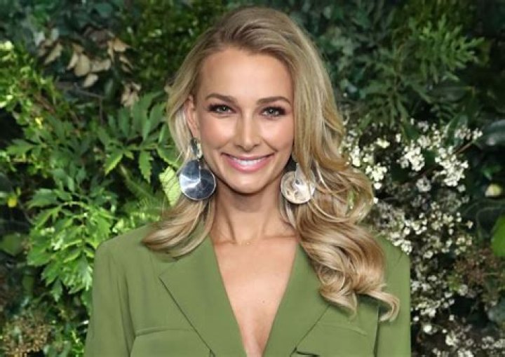 Anna Heinrich in Bathing Suit Says "Family First" — Celebwell