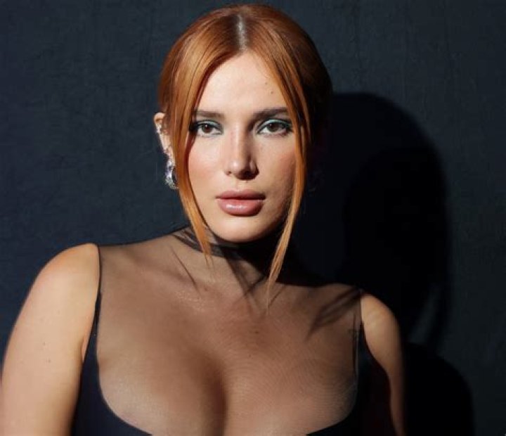 Bella Thorne in Bathing Suit Asks "Which Fit Do You Wear?" — Celebwell