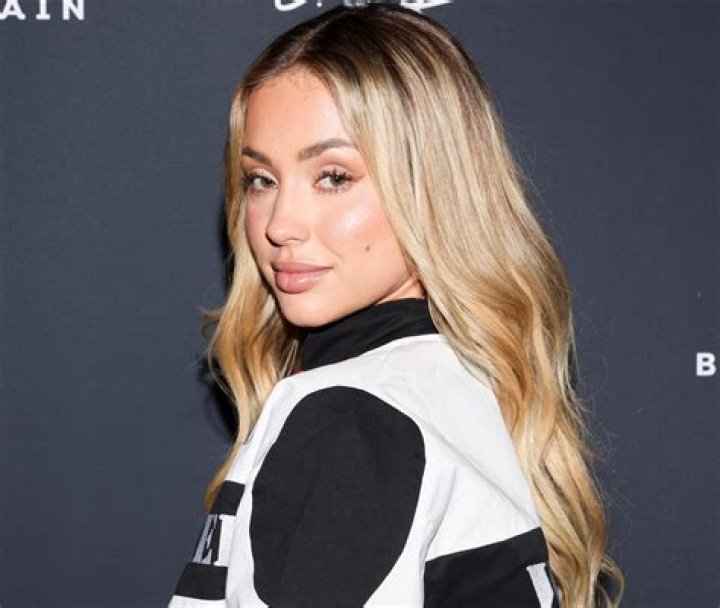 Charly Jordan in Bathing Suit is in a "Flow State" — Celebwell