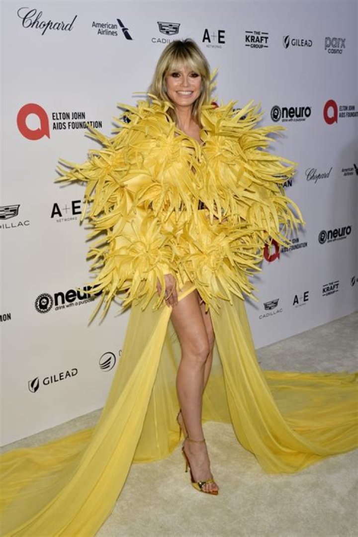 Heidi Klum in Bathing Suit Says "Finally Some Sunshine" — Celebwell