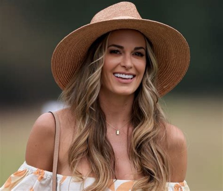 Jena Sims in Bathing Suit is "One of a Kind" — Celebwell