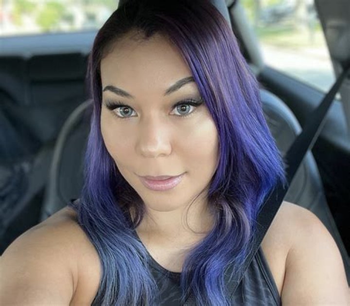 Mia Yim in Bathing Suit Has a "Glow Up" — Celebwell