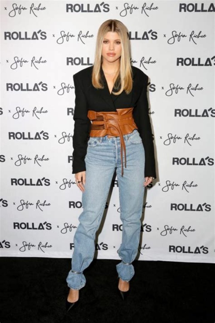 Sofia Richie in Bathing Suit Looks "Wow" in Anguilla — Celebwell