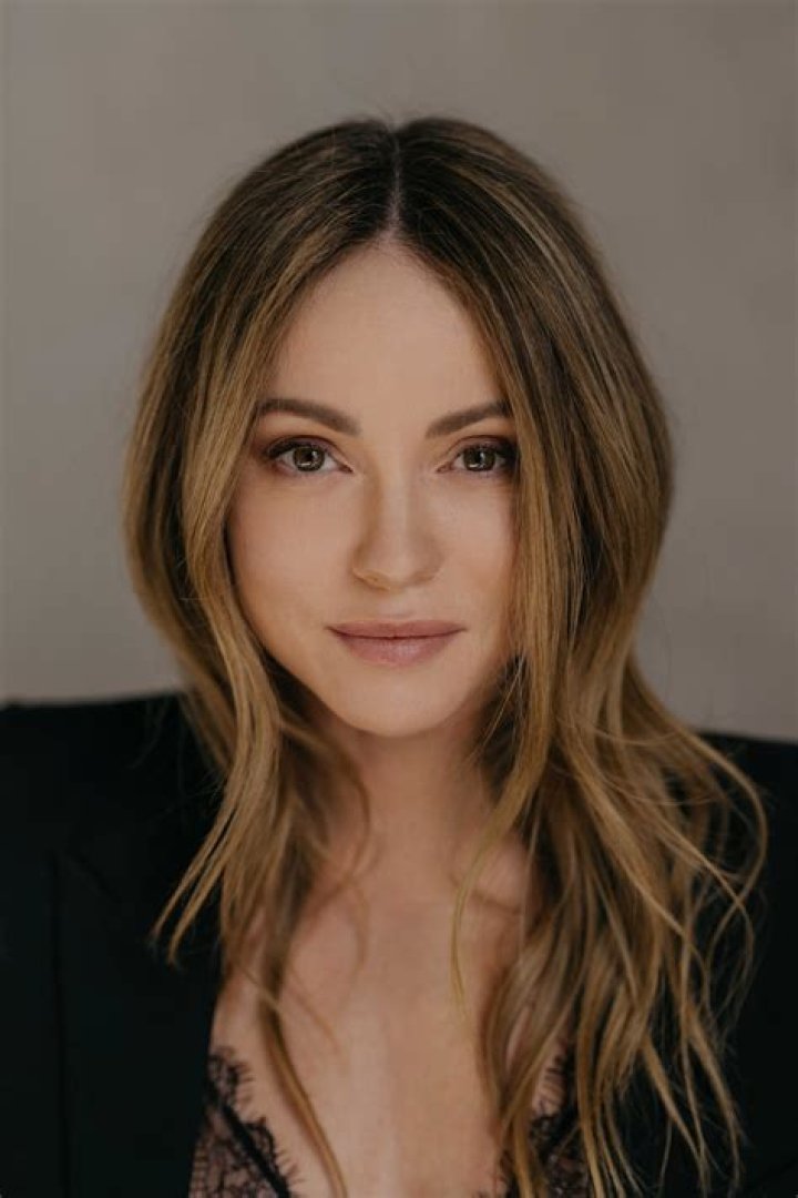 Nikita Kahn Biography - Facts, Childhood, Family Life & Achievements