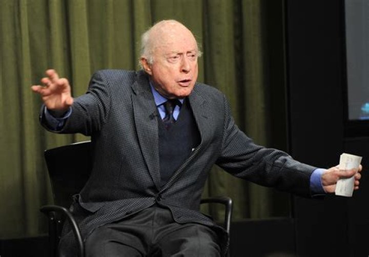 Norman Lloyd Biography - Facts, Childhood, Family Life & Achievements