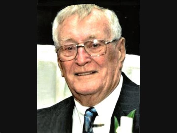 Obituary | Edward Boswell of Lemont Passes Away, IL, Principal at Aux Sable Junior High