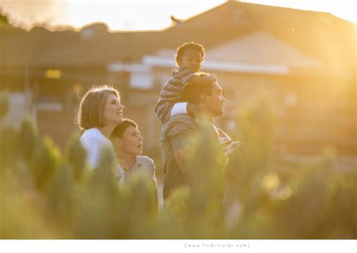 Oliver Bekker family, wife, children, parents, siblings