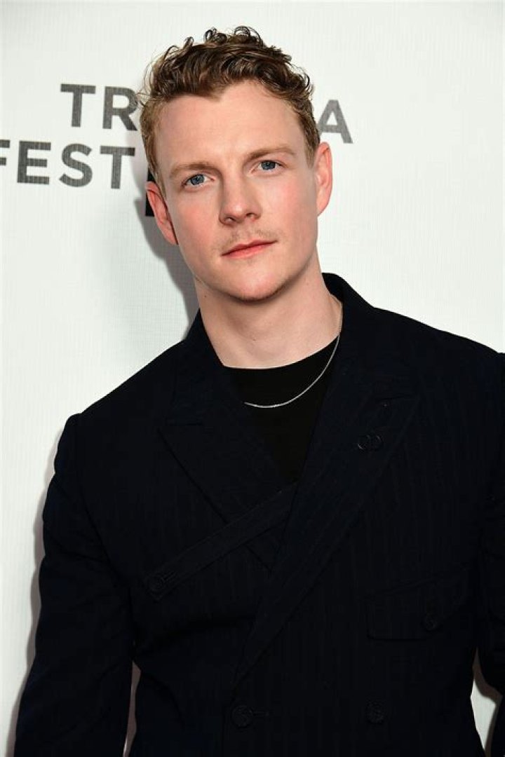 Patrick Gibson Wiki, Age, Wife, Net Worth, Parents & Height