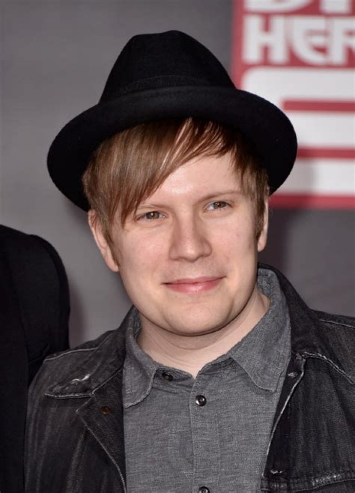 Patrick Vaughn Stump Biography - Facts, Childhood, Family & Achievements of Singer-songwriter, Composer