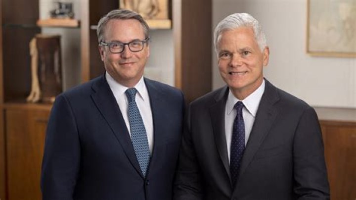 Philip Erdoes Net Worth, Income, Salary, Earnings, Biography