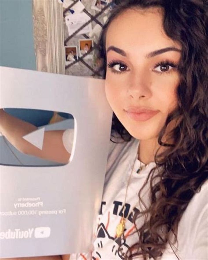 Phoeberry – Bio, Facts, Family Life & Career