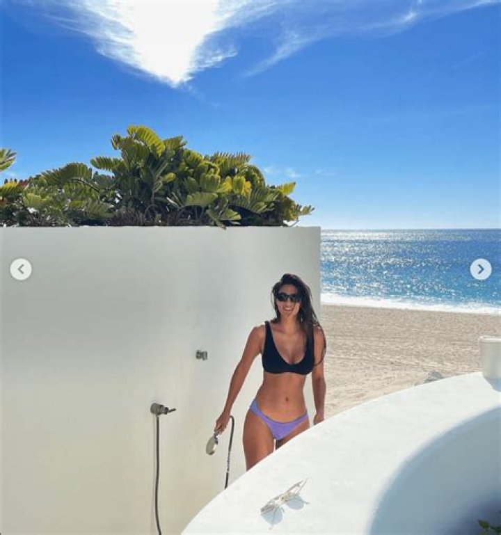 Pia Whitesell in Bathing Suit Enjoys A Beach Day — Celebwell