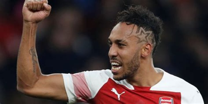 Pierre-Emerick Aubameyang Biography - Facts, Childhood, Family Life & Achievements