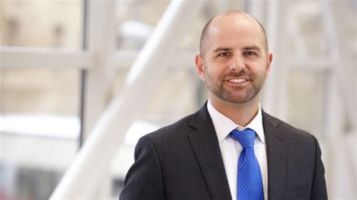 Dr. Raymond Sroka, MD – Buffalo, NY