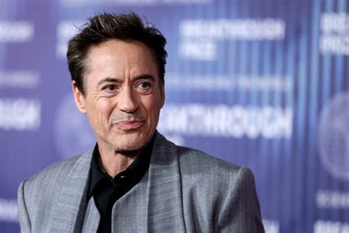 Where does Robert Downey Jr. live?