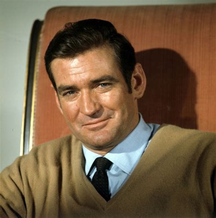 Rod Taylor Biography - Facts, Childhood, Family Life & Achievements